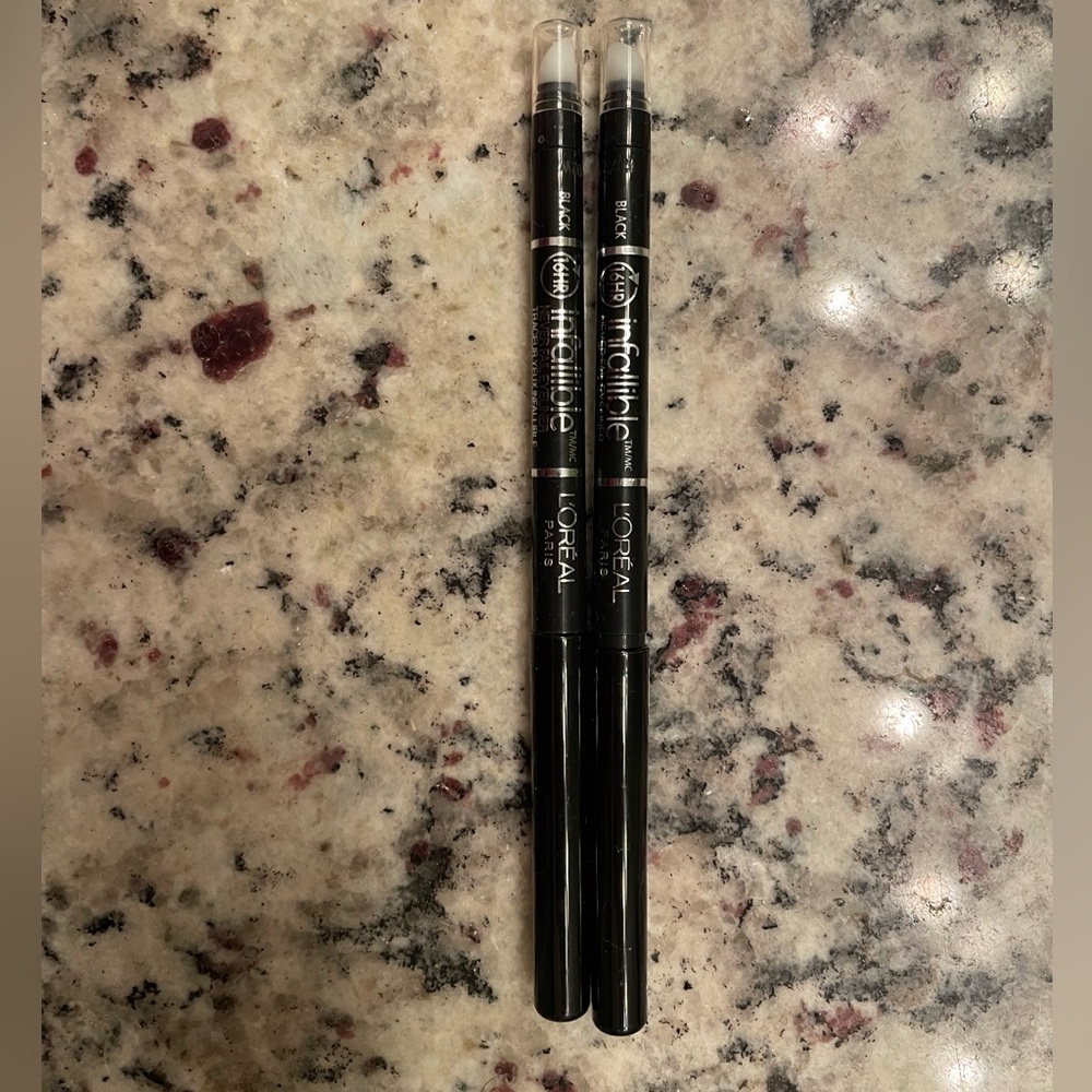 L'Oreal Intense Black Eyeliner Set
